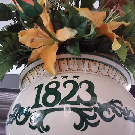 1823 3*