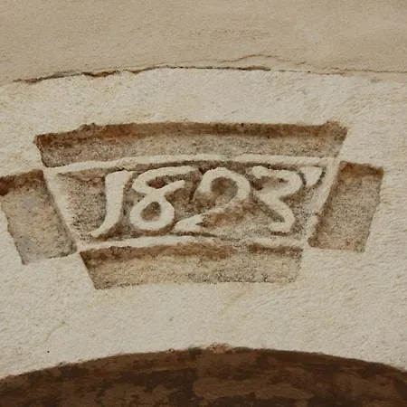 1823 3* סירקוזה
